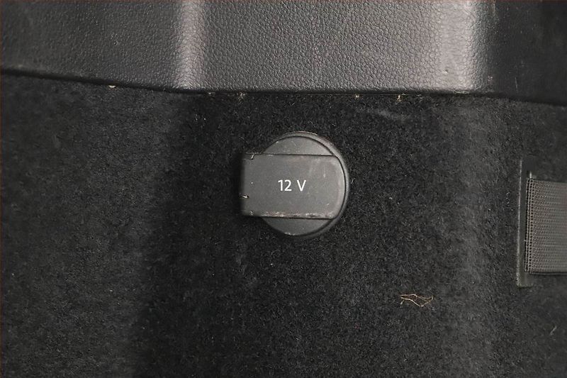 Volkswagen Touran (2017) 1.6 TDI, Navi, Tempomat - fotka 11 z 21