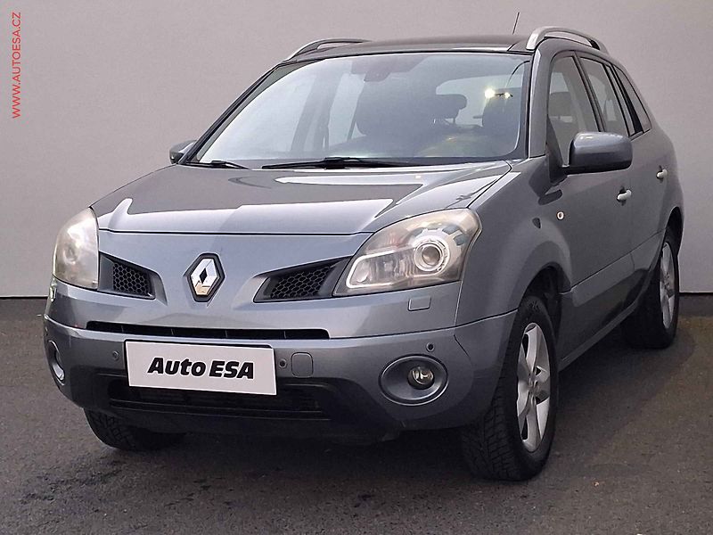 Renault Koleos (2008) 2.0dCi 4x4, Panor, xenon - fotka 3 z 15