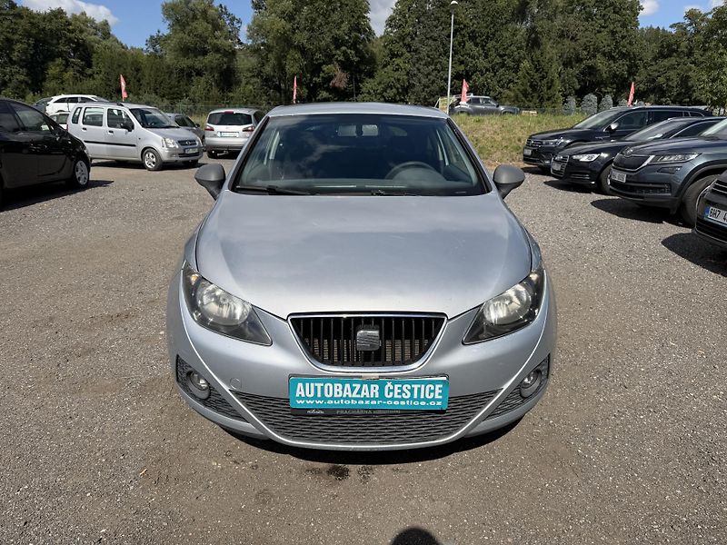 Seat Ibiza 1.4i - fotka 2 z 22