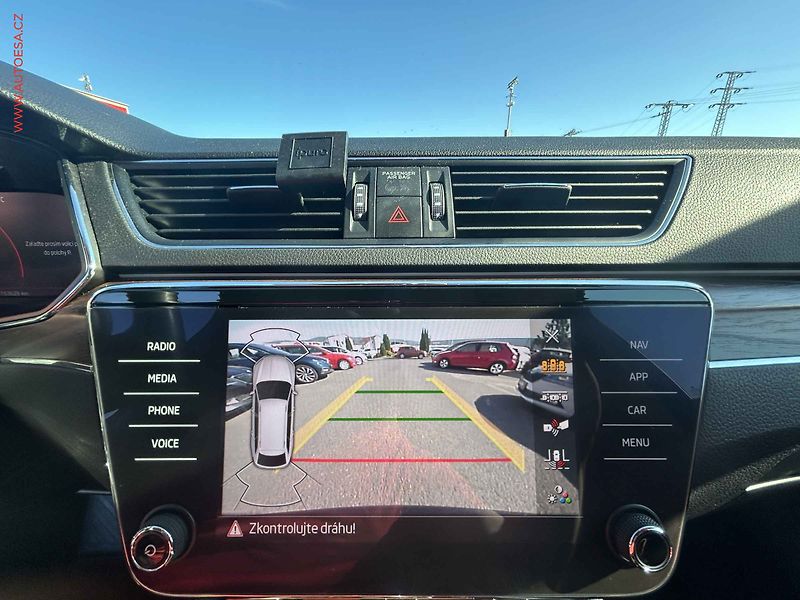 Škoda Superb (2022) 20TDi 4X4, ČR, Scout, DSG - fotka 17 z 20