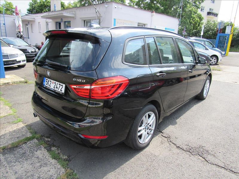 BMW Řada 2 2,0 d 218 Gran Tourer 110 KW - fotka 6 z 36
