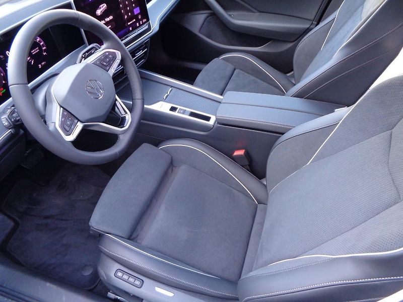 Volkswagen Passat 1,5  eTSI 110 kW mHEV Business - fotka 9 z 30
