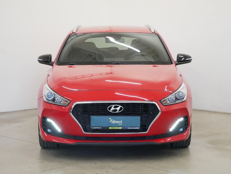 Hyundai i30 - fotka 4 z 24