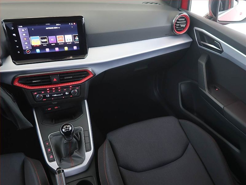Seat Arona (2024) FR 1.0 TSI, Serv.kniha, Navi - fotka 8 z 12