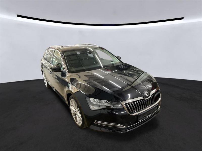 Škoda Superb 2,0 TDI TAŽNÉ WEBASTO KAMERA - fotka 2 z 10