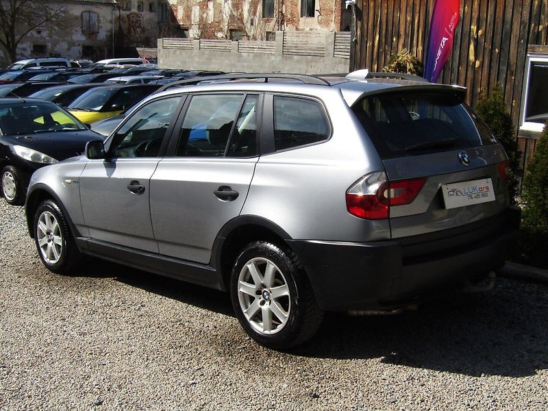BMW X3 (2006) 2.0d 110kW 4x4 - fotka 5 z 41