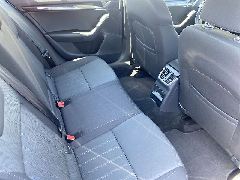 Škoda Octavia (2019) Combi 1.5 TSI Style - fotka 11 z 31