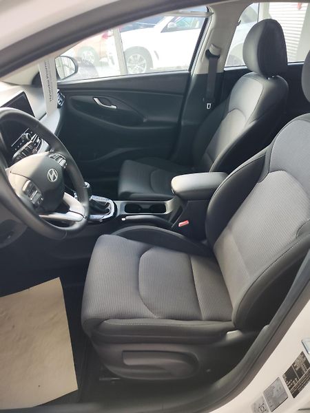 Hyundai i30 (2025) 1.5DPi 71kW Smart MT - fotka 9 z 21