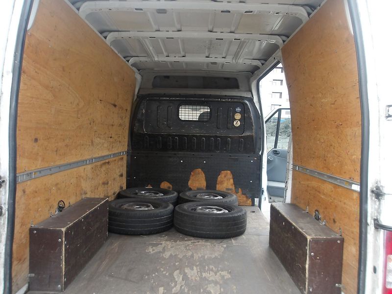 Ford Transit 2,2TDCi L2H2! 350  ČR 1.MAJ.! - fotka 26 z 26