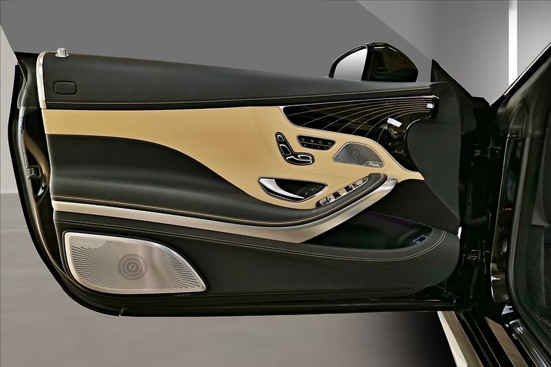Mercedes-Benz Třídy S S650 Maybach Cabrio 1/300 - fotka 11 z 25
