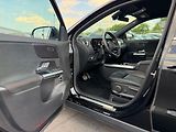 Mercedes-Benz GLA 200 d - náhled 22