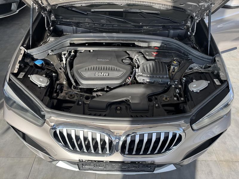 BMW X1 (2020) xDrive 18d X-LINE LED NAVI  - fotka 26 z 31