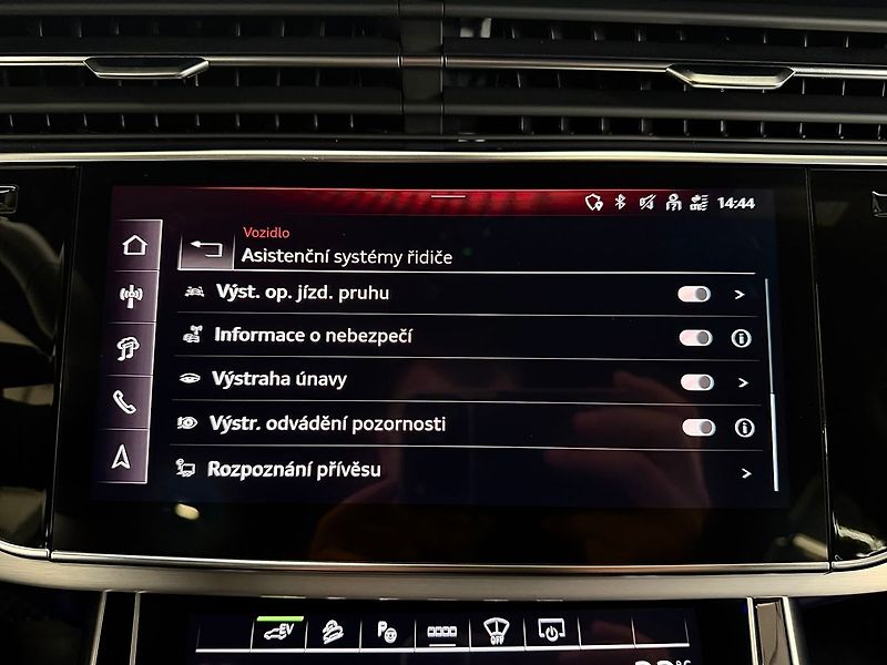 Audi Q7 60 TFSI e QUATTRO HYBRID  S-LI - fotka 21 z 35