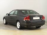 Volvo S60 (2000) 2.4, nová STK, oblíbený vůz - náhled 3