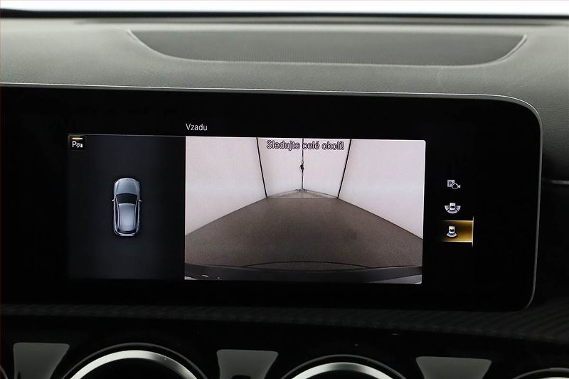 Mercedes-Benz Třídy A (2020) A 180 d - fotka 16 z 21