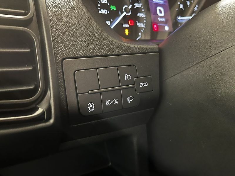 Toyota Proace Max 2.2D L4H2 180k 6MT Active - fotka 19 z 21