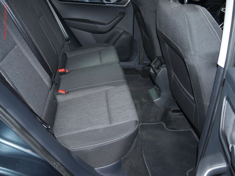 Škoda Karoq (2018) 2.0 TDi 4x4, Style, TZ, panor - fotka 11 z 17