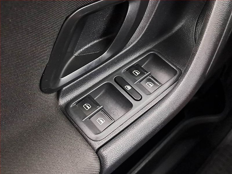 Škoda Fabia (2011) 1.2 TSI, nová STK - fotka 18 z 18
