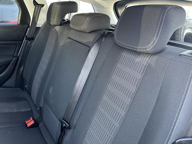 Peugeot 308 1.5HDi KLIMA KAMERA NAVI ALU - fotka 28 z 44