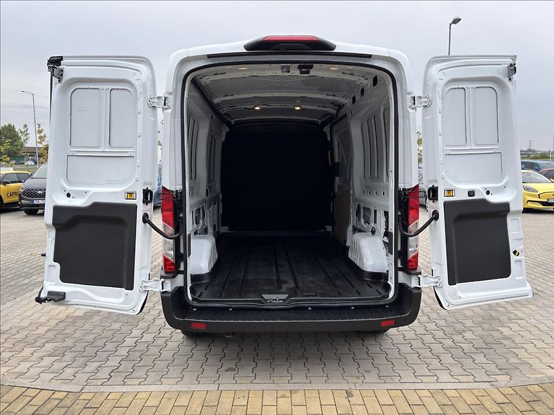 Ford Transit 2,0 EcoBlue 96kW L3 DPH - fotka 15 z 39