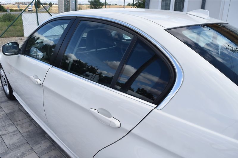BMW Řada 3 2,0 i 105KW PO SERVISE TOP! - fotka 11 z 48
