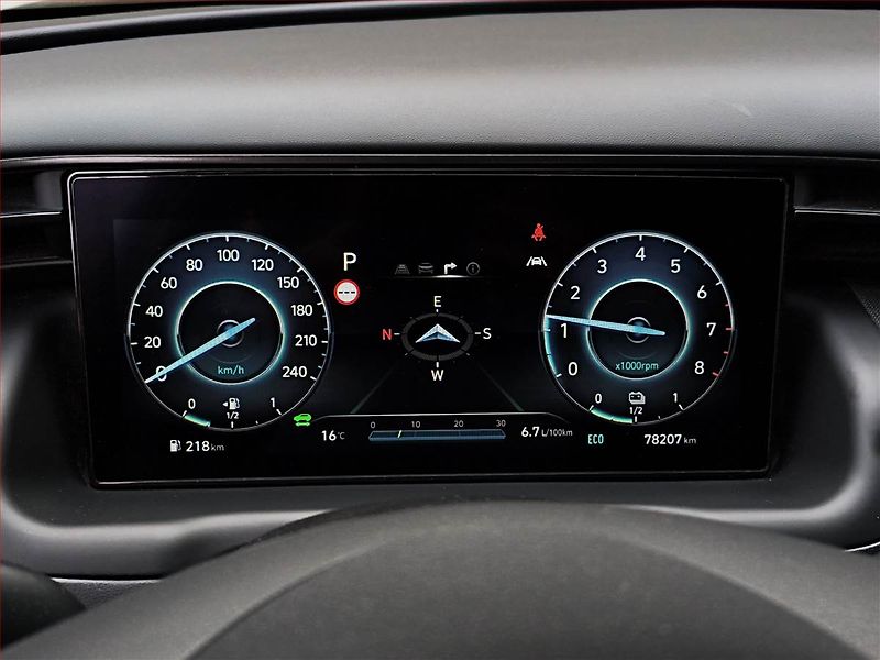 Hyundai Tucson (2023) N-Line 1.6 T-GDI HEV - fotka 11 z 21