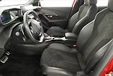 Peugeot 2008 (2021) GT 1.2 PureTech, Automat - náhled 7