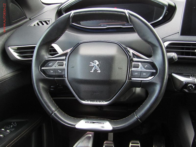 Peugeot 3008 (2017) 2.0 HDi, ČR, GT Line, navi - fotka 14 z 22