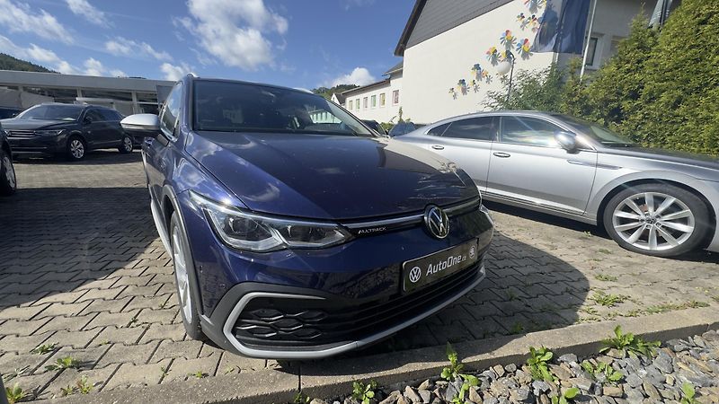 Volkswagen Golf (2024) 2.0TDI DSG Alltrack 4x4  - fotografie inzerátu