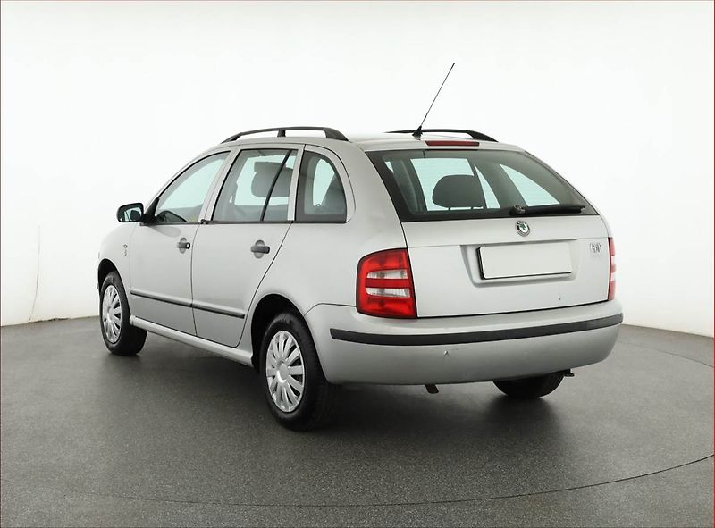 Škoda Fabia (2001) 1.4, po STK, CZ doklady - fotka 4 z 12