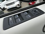 Land Rover Discovery (2026) 5 3,0  S D250 - náhled 12