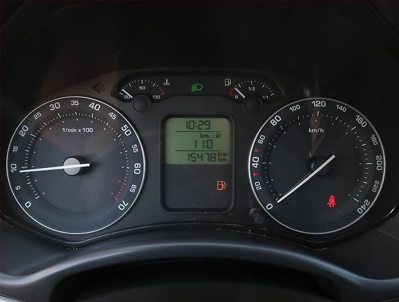 Škoda Octavia (2005) Ambiente 1.6, Serv.kniha - fotka 11 z 16