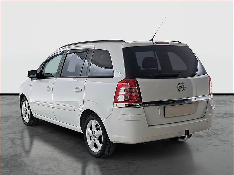 Opel Zafira (2014) 1.8, 7 míst - fotka 4 z 19