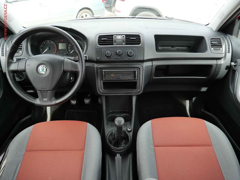 Škoda Fabia (2007) 1.4 i, ČR - fotka 8 z 14