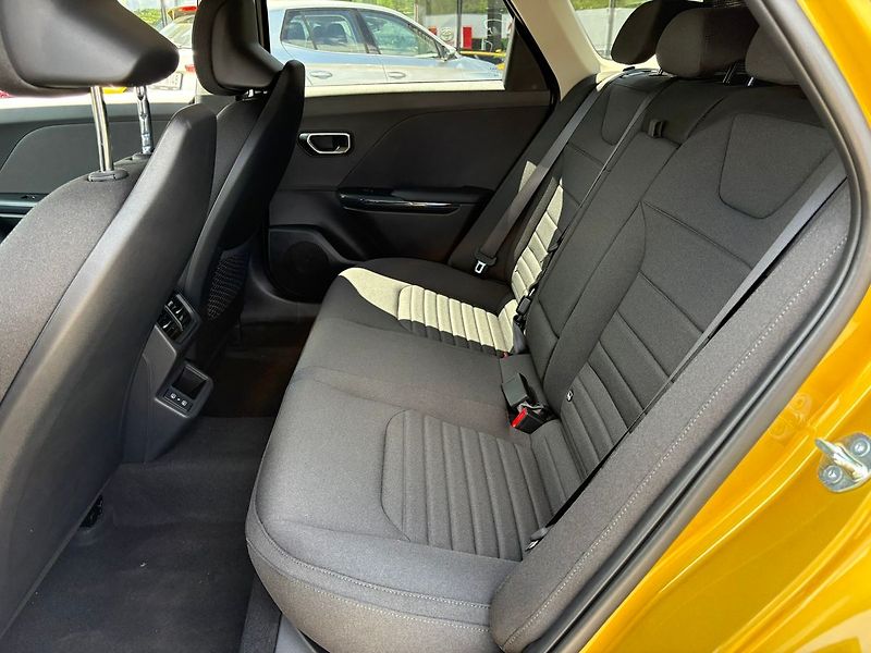 Kia Ostatní (2026) SW 1,6 T-GDi GPF 7DCT EXCLUSIV - fotka 11 z 16