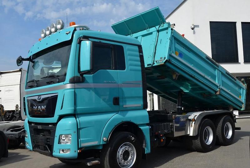 MAN TGX (2020) 26.470 6x4 Bordmatik EURO 6 - fotka 2 z 16