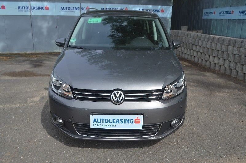 Volkswagen Touran - fotka 1 z 21