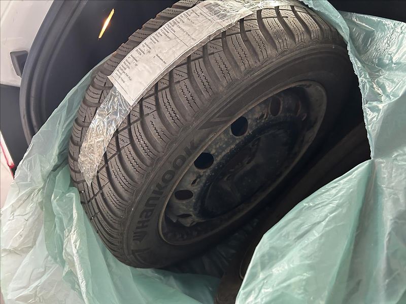 Škoda Fabia 1,2   TSI,SERVISKA,ČR,DPH - fotka 24 z 25