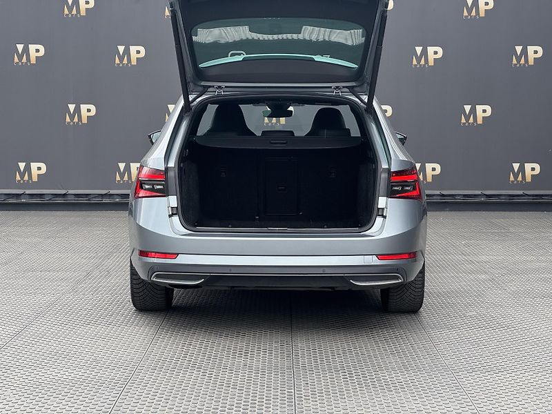 Škoda Superb (2020) 2.0TDi DSG Sportline ACC Kessy - fotka 9 z 50