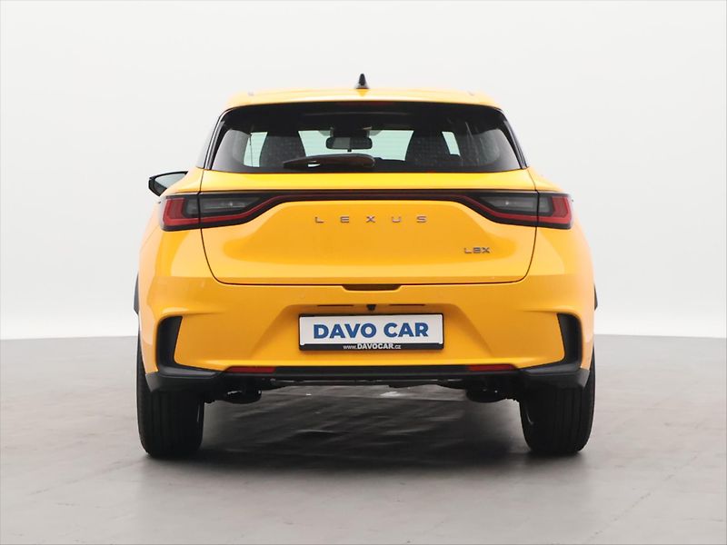 Lexus LBX 1,5 HEV FWD 100kW CZ 1.Maj - fotka 6 z 28