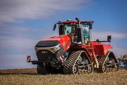 Traktor Quadtrac 715 od firmy CASE IH.