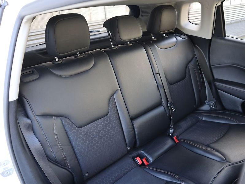 Jeep Compass (2020) - fotka 20 z 52