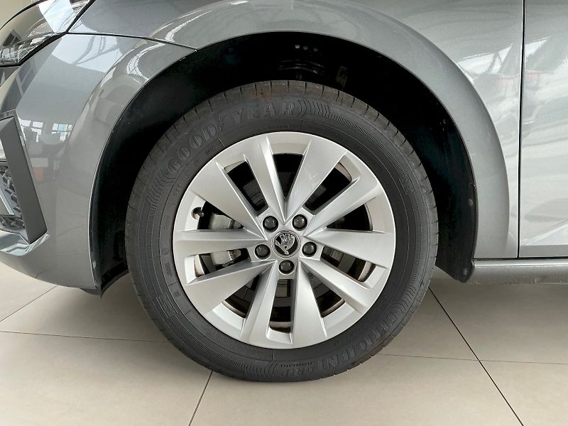 Škoda Scala (2024) 1.0 TSI DSG Top Selection - fotka 14 z 32