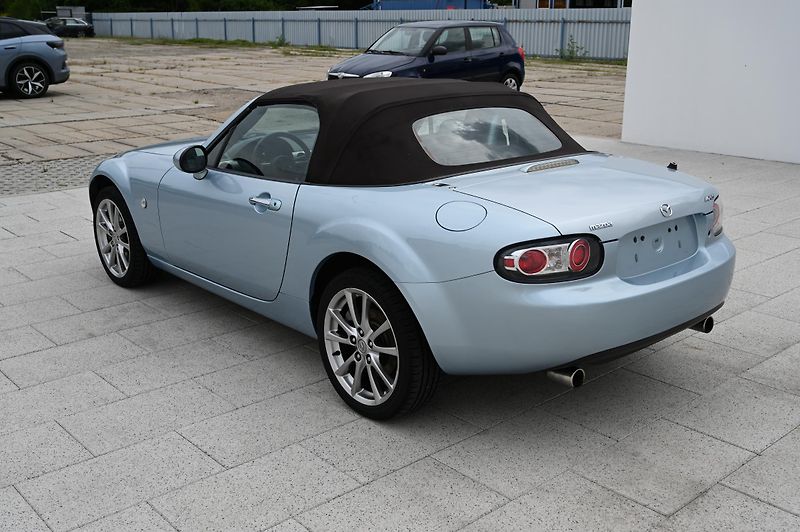 Mazda MX-5 1.8 93KW Niseko 3/2009 - fotka 7 z 26
