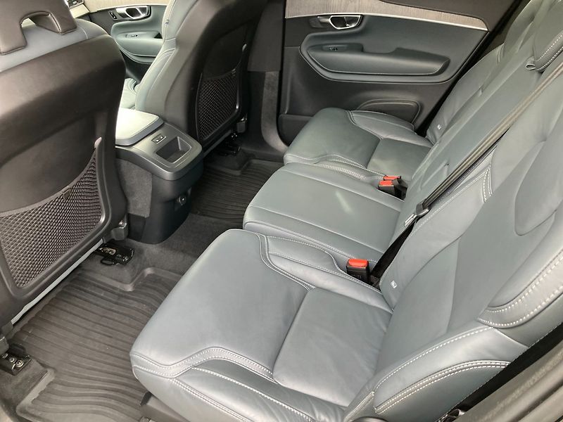 Volvo XC90 (2022) B5 AWD DIESEL INSCRIPTION AUT - fotka 24 z 42