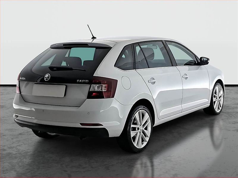 Škoda Rapid (2019) Spaceback 1.0 TSI, Automat - fotka 5 z 17