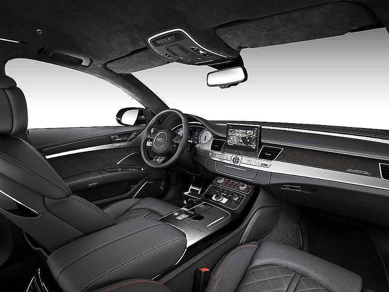 Audi S8 plus.