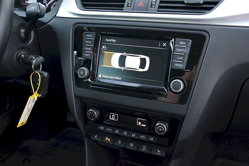 Škoda Rapid (2018) 1.0 TSI 81 KW Ambition PLUS - fotka 16 z 23