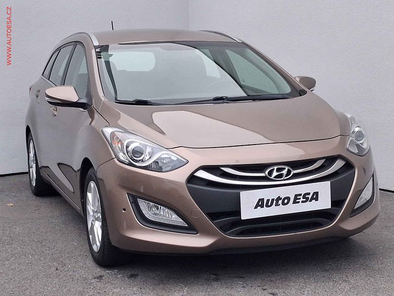 Hyundai i30 (2014) 1.6GDi, 1.maj,ČR, Výhř.sed. - fotografie inzerátu