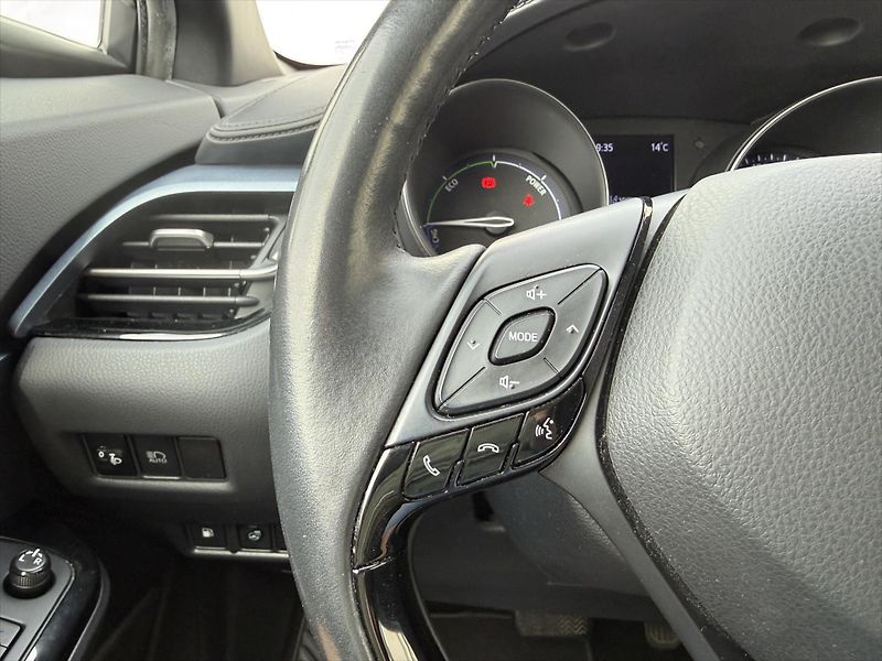 Toyota C-HR 1,8 Style - fotka 12 z 19
